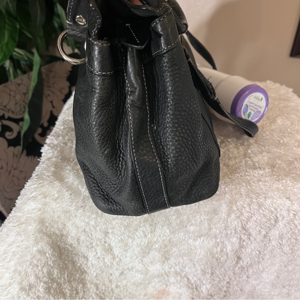 Coach - Picture 3 of 6